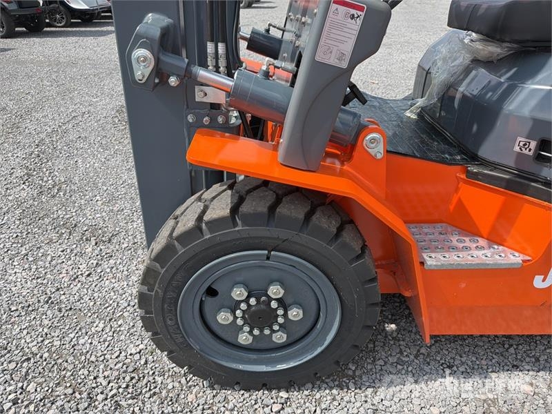 JX POWER CPCD35-3S 7700 lb Pneumatic Tire Forklift Montacargas - otros