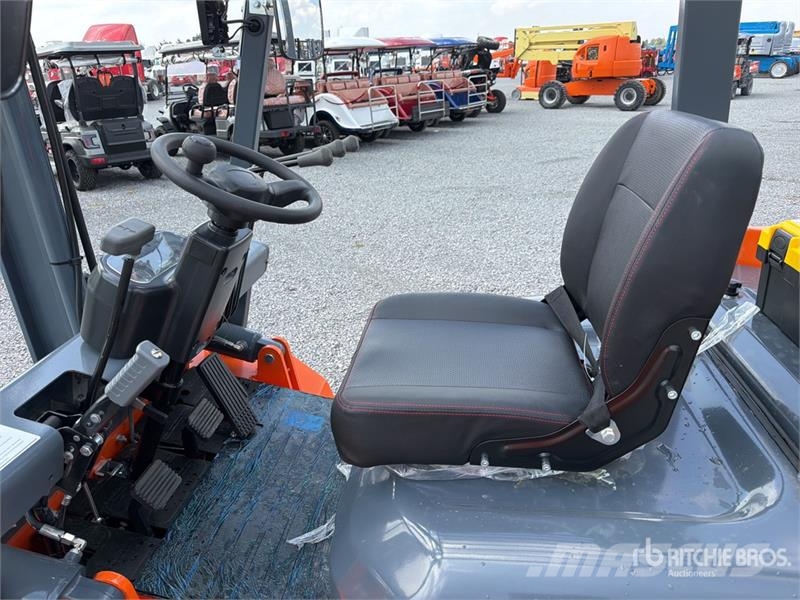 JX POWER CPCD35-3S 7700 lb Pneumatic Tire Forklift Інше