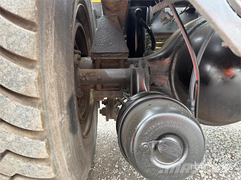 Kalmar 4x2 Tractocamion de Terminal / Spotter Truck Terminalivedukid
