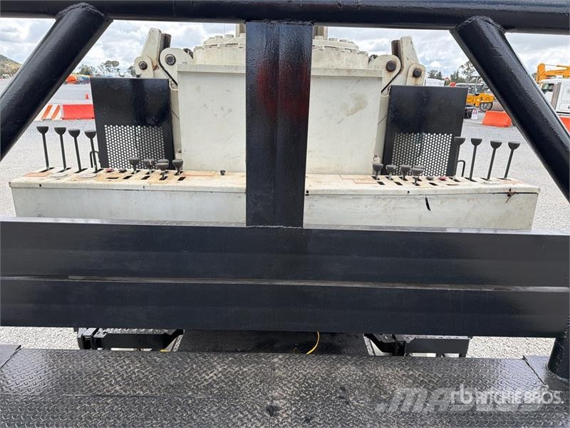 Kenworth 571E2 36000 lb Straight Boom on Kenworth T370 6x4  Φορτηγά με Γερανό
