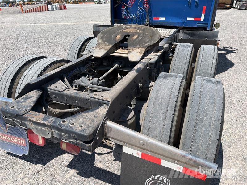 Kenworth T2000 Vetopöytäautot