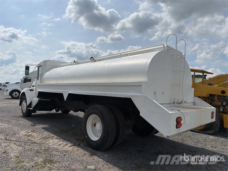 Kenworth T300 Vandens sunkvežimiai