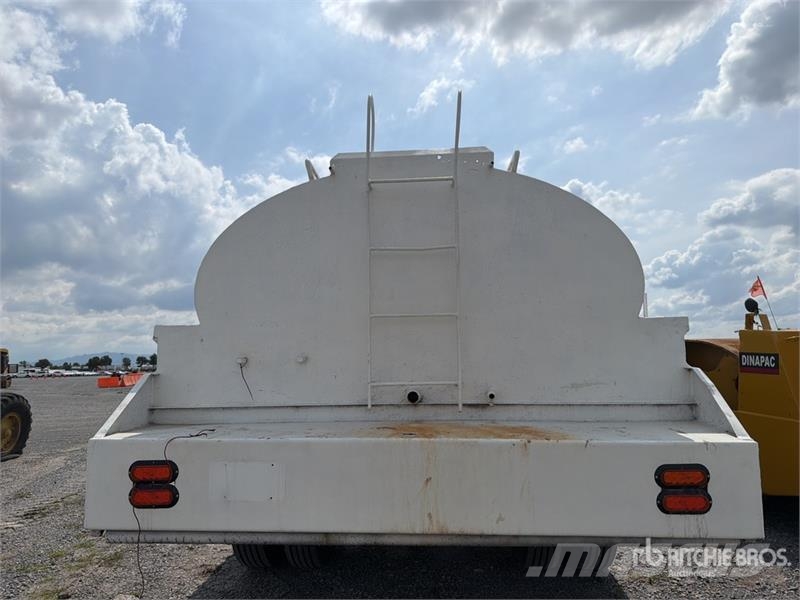 Kenworth T300 Vandens sunkvežimiai