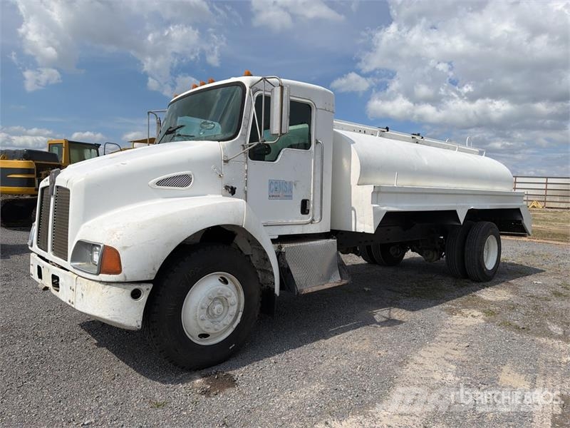 Kenworth T300 Vandens sunkvežimiai