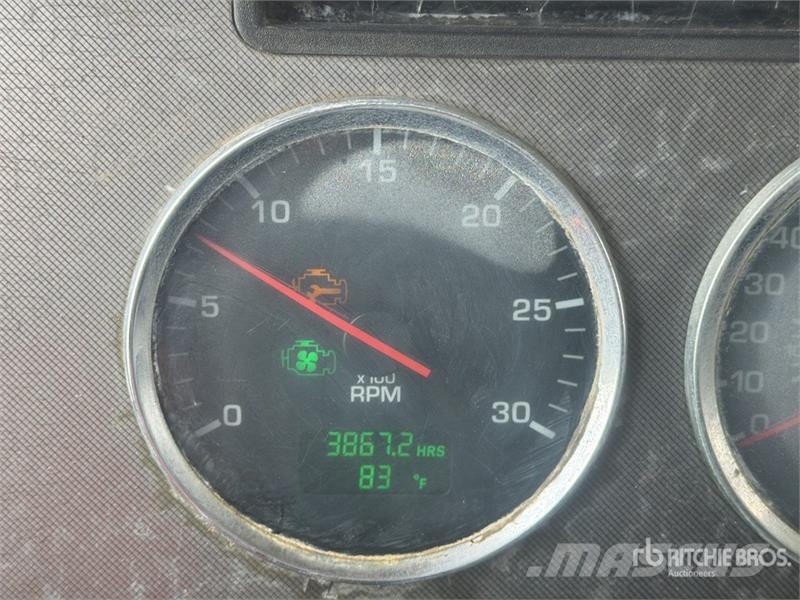 Kenworth T370 Vesisäiliöautot