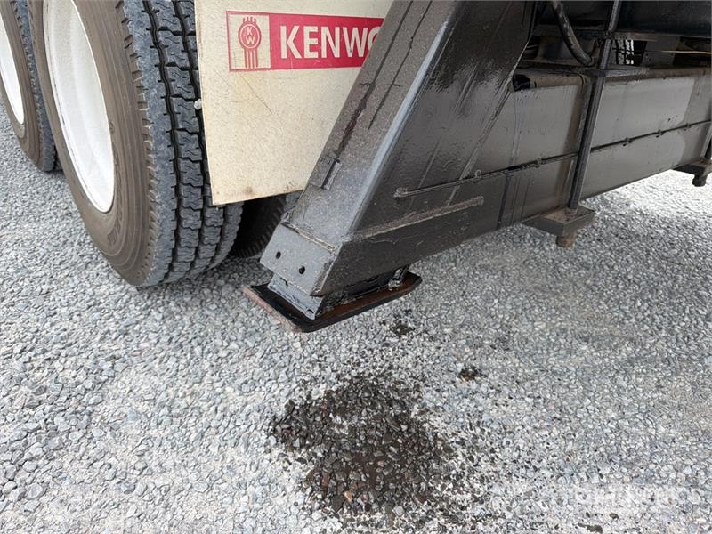 Kenworth T370 Vlakke laadvloer met kraan