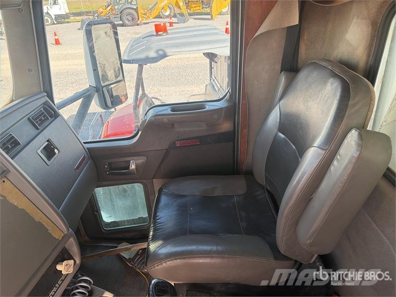 Kenworth T370 شاحنات الرافعات