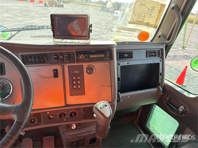 Kenworth T370 Sora- ja kippiautot