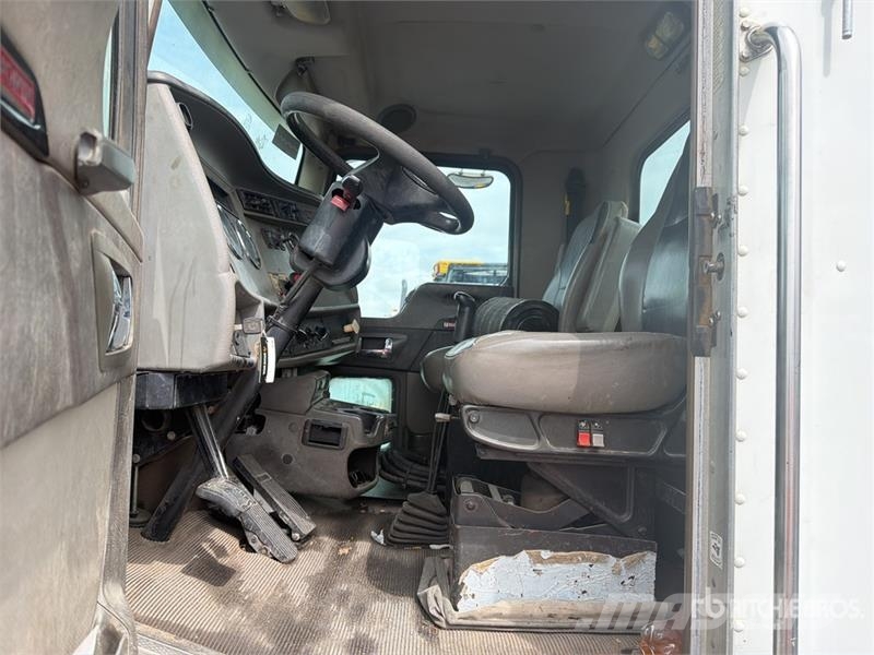 Kenworth T370 Araç üzeri vinçler