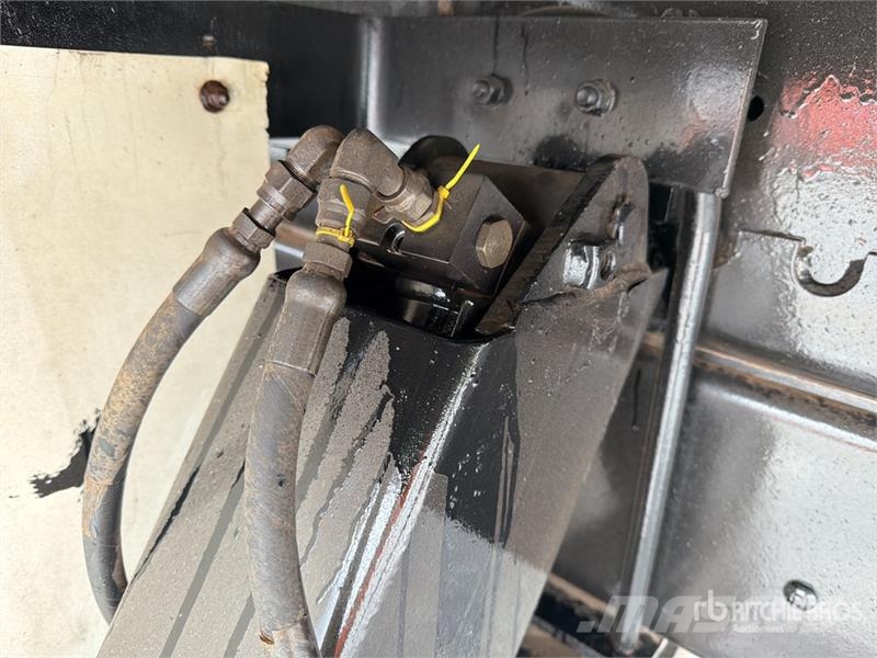 Kenworth T370 Vlakke laadvloer met kraan