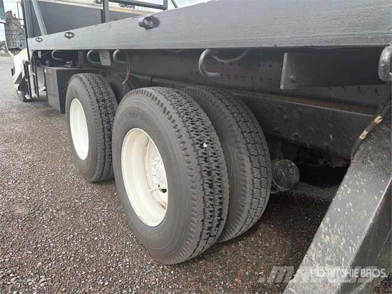Kenworth T370 شاحنات الرافعات