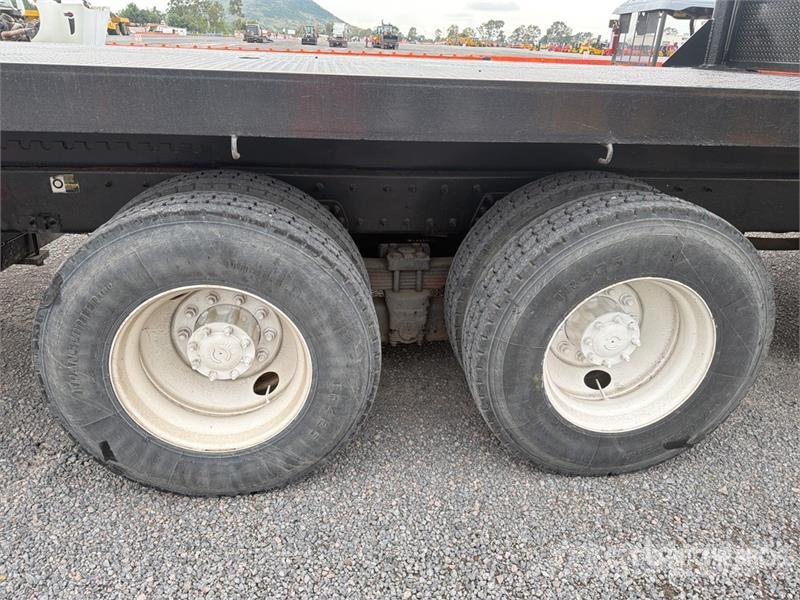 Kenworth T370 Araç üzeri vinçler