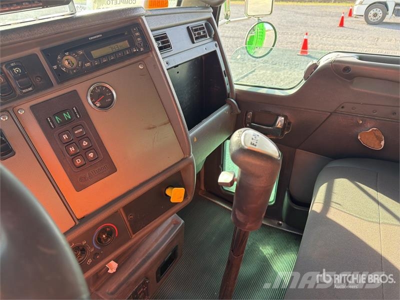 Kenworth T370 Sora- ja kippiautot