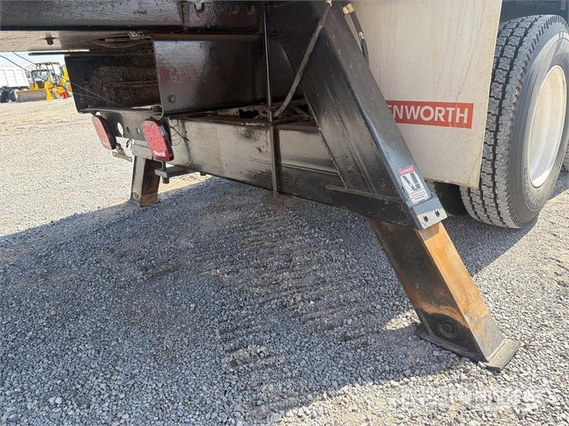 Kenworth T370 شاحنات الرافعات