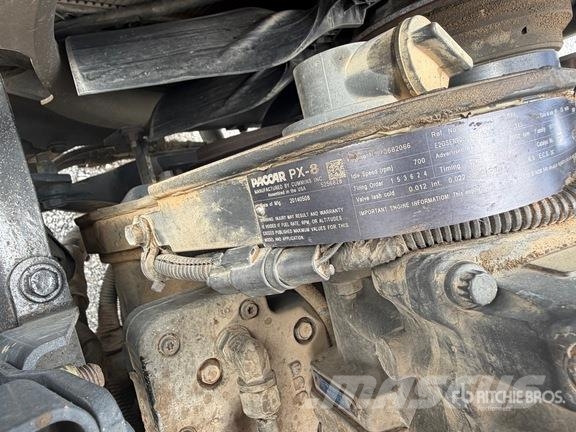 Kenworth T370 Vlakke laadvloer met kraan