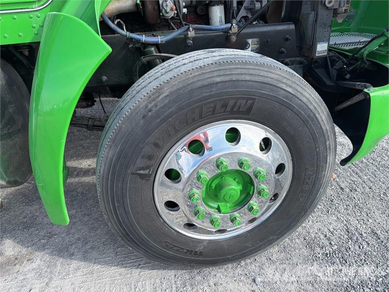 Kenworth T370 Sora- ja kippiautot