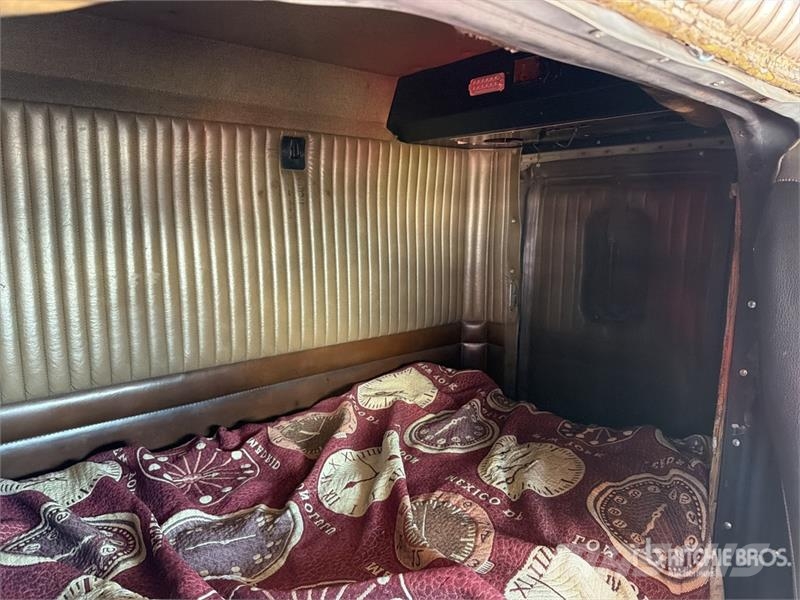Kenworth T400 وحدات الجر