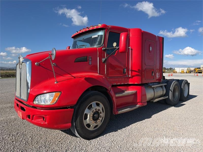 Kenworth T660 Truck Tractor Units