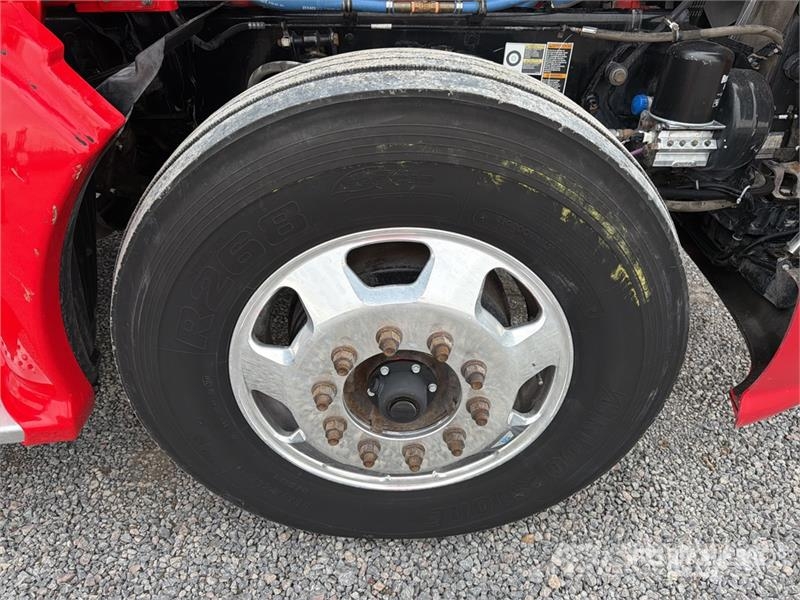 Kenworth T660 Tractor Units