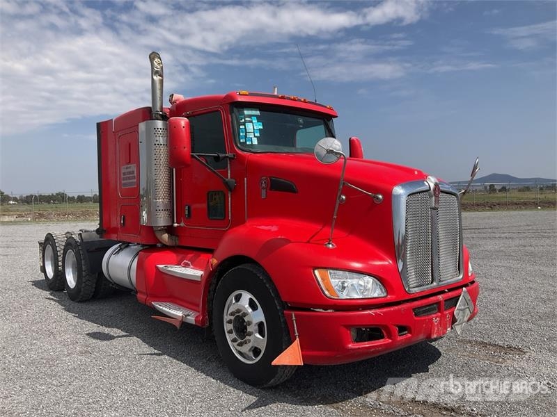Kenworth T660 Vetopöytäautot