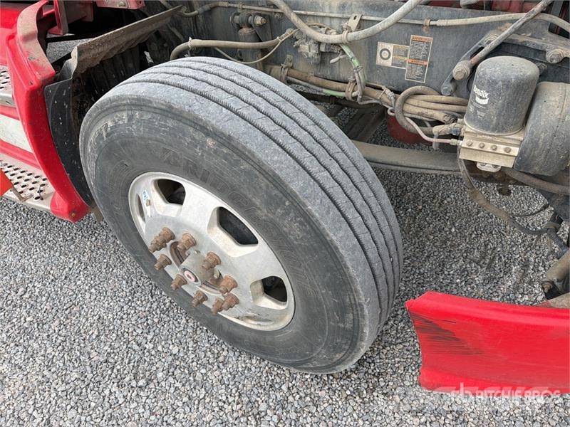 Kenworth T660 Vetopöytäautot
