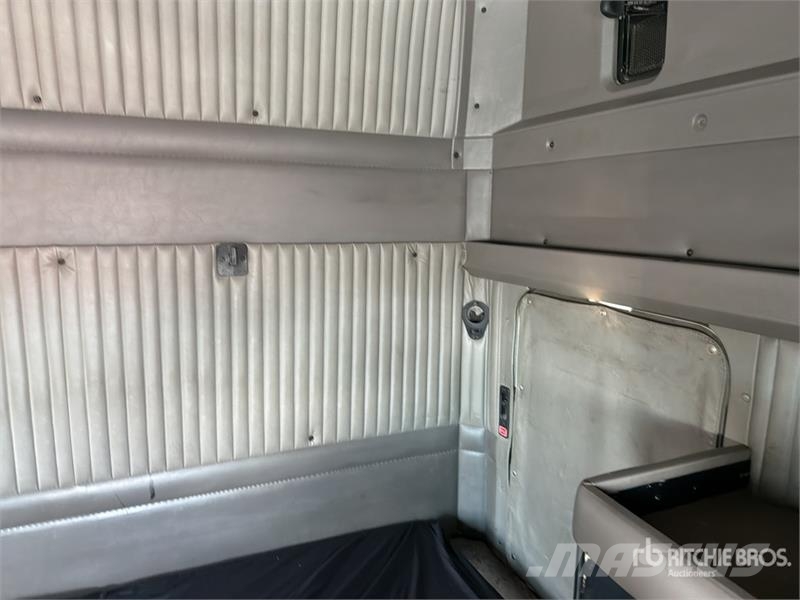 Kenworth T660 Vetopöytäautot