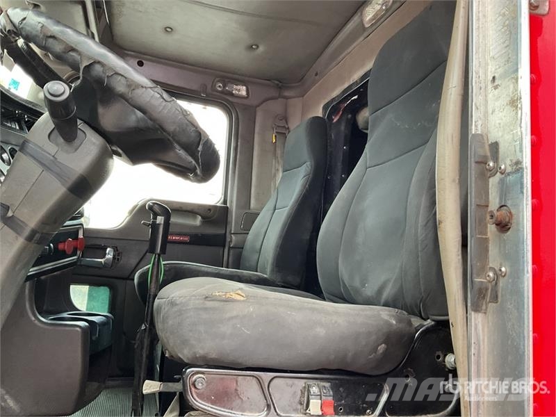 Kenworth T660 Vetopöytäautot