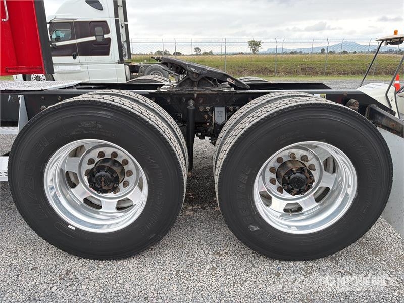 Kenworth T660 Tractor Units