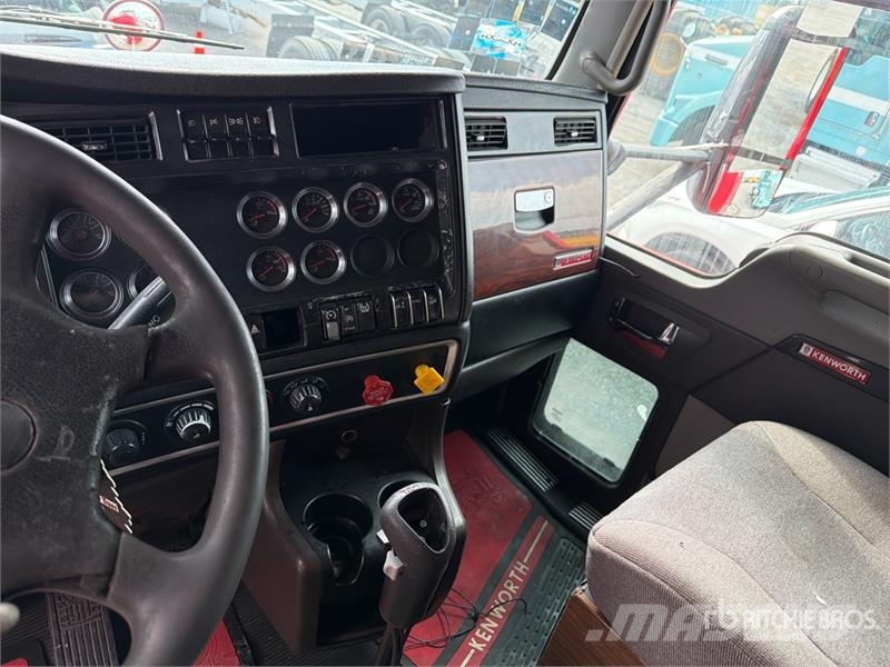 Kenworth T660 Motrici e Trattori Stradali