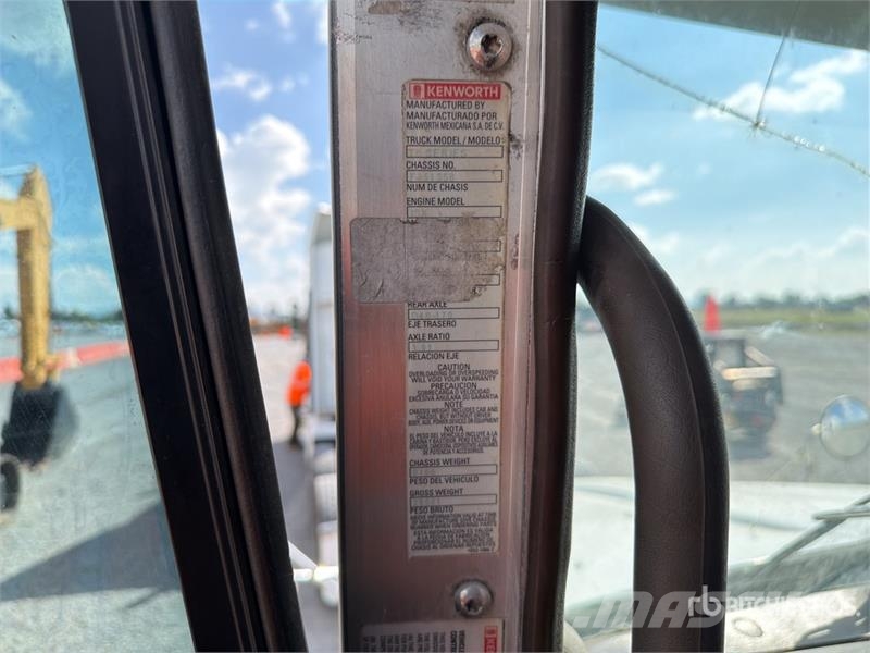 Kenworth T660 Vetopöytäautot