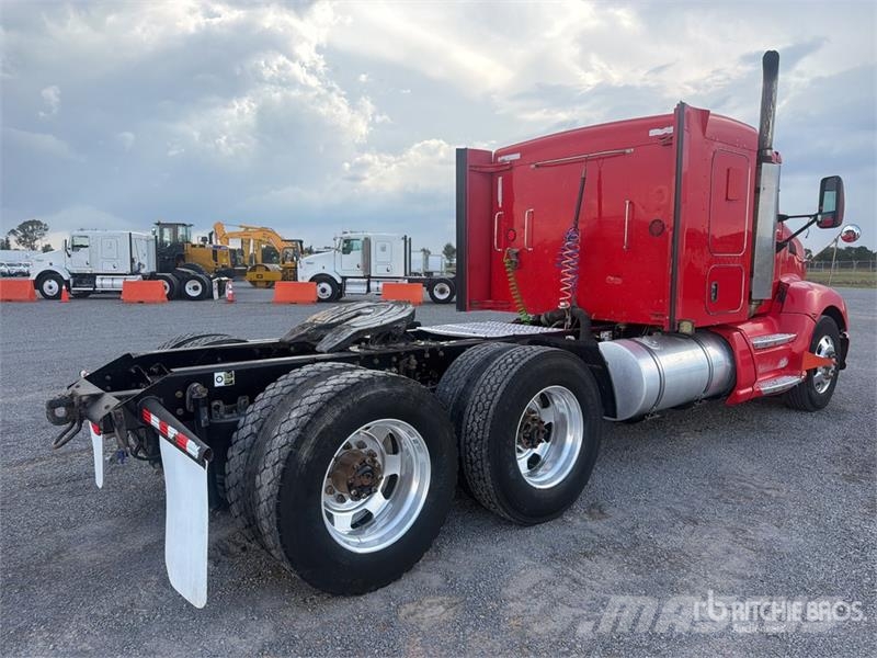 Kenworth T660 Vetopöytäautot