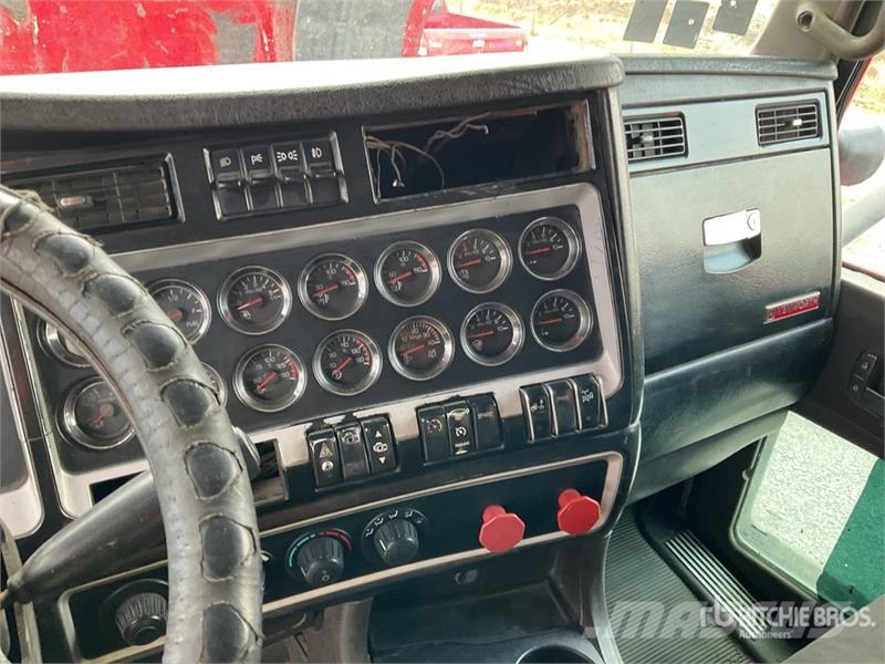 Kenworth T660 Vetopöytäautot