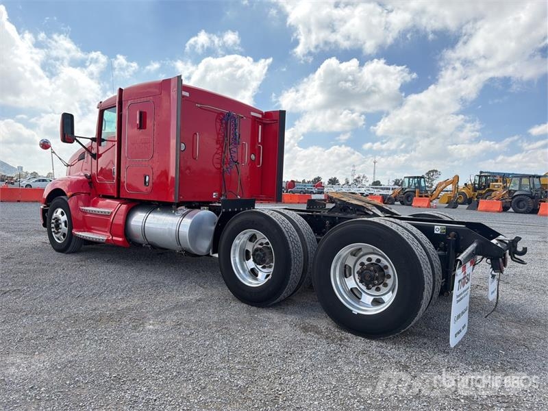 Kenworth T660 Cavalos mecânicos