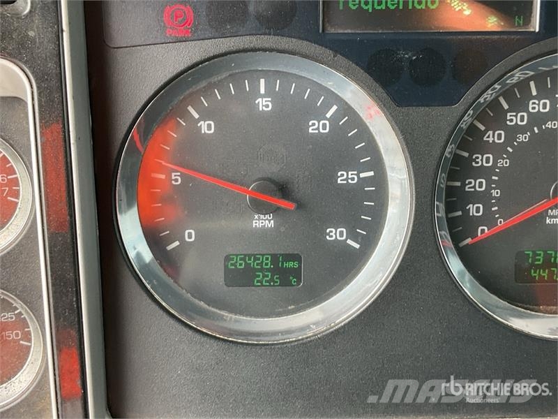 Kenworth T660 6x4 Camion Chasis Cabina / Cab and Chassis Kabinen