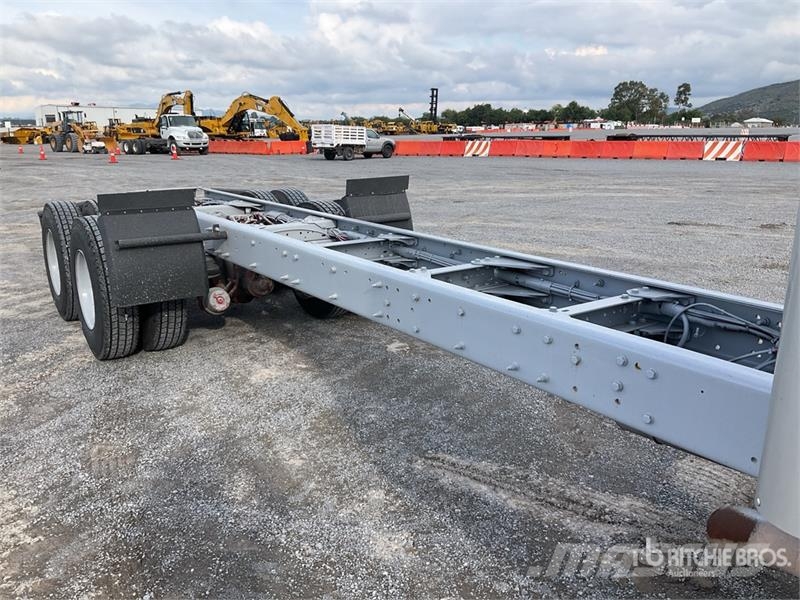 Kenworth T660 6x4 Camion Chasis Cabina / Cab and Chassis Кабины