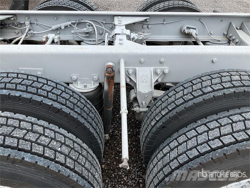 Kenworth T660 6x4 Camion Chasis Cabina / Cab and Chassis Kabinen