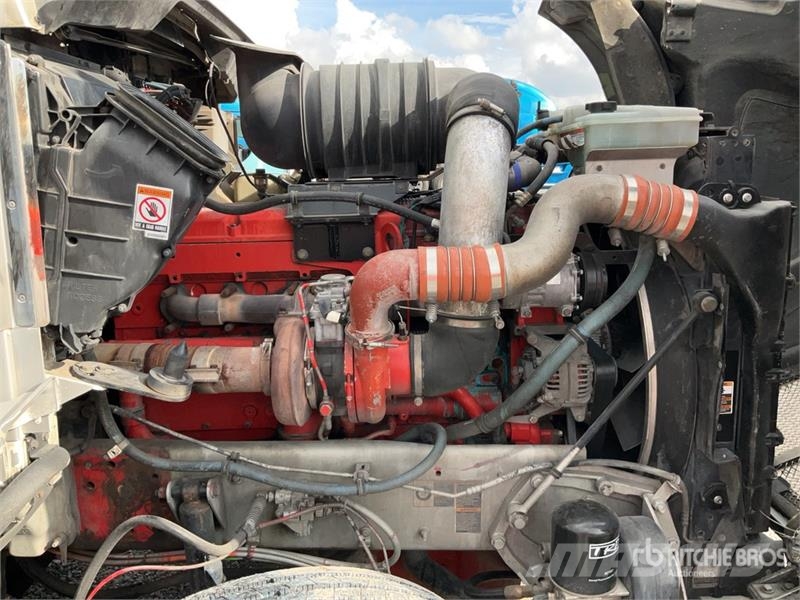 Kenworth T660 6x4 Camion Chasis Cabina / Cab and Chassis Кабины
