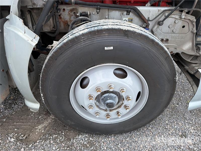 Kenworth T660 6x4 Camion Chasis Cabina / Cab and Chassis Cabines