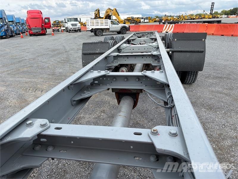 Kenworth T660 6x4 Camion Chasis Cabina / Cab and Chassis Кабины