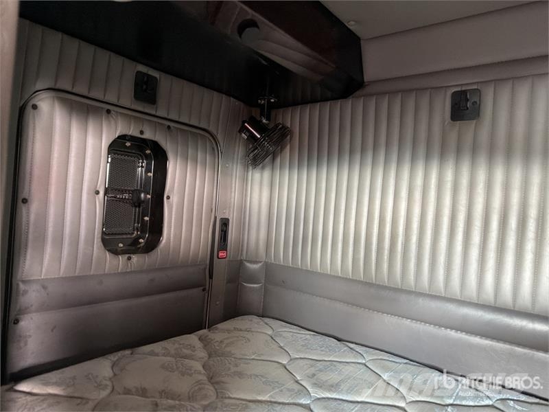 Kenworth T660 6x4 Camion Chasis Cabina / Cab and Chassis Cabines