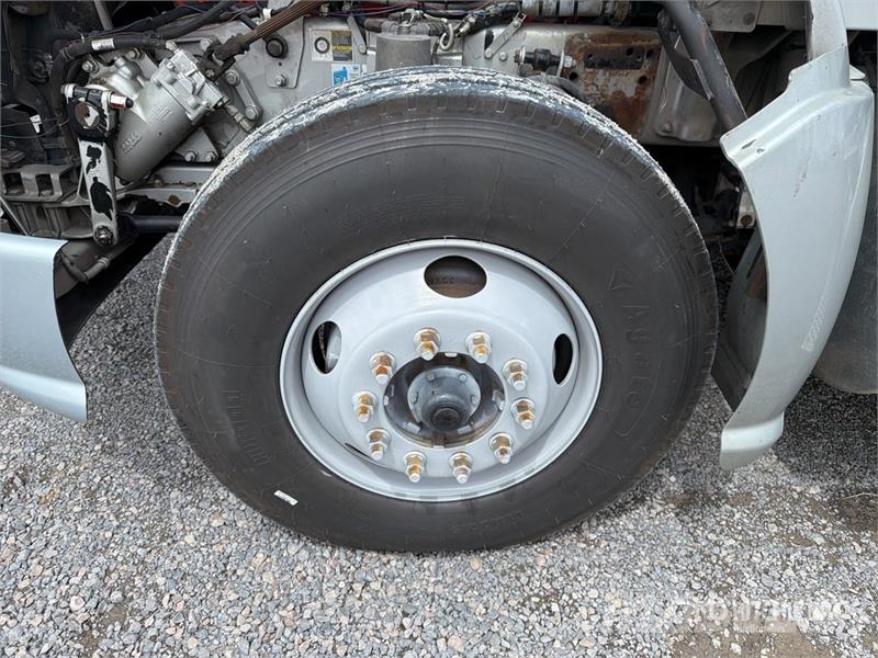 Kenworth T660 6x4 Camion Chasis Cabina / Cab and Chassis Cabines