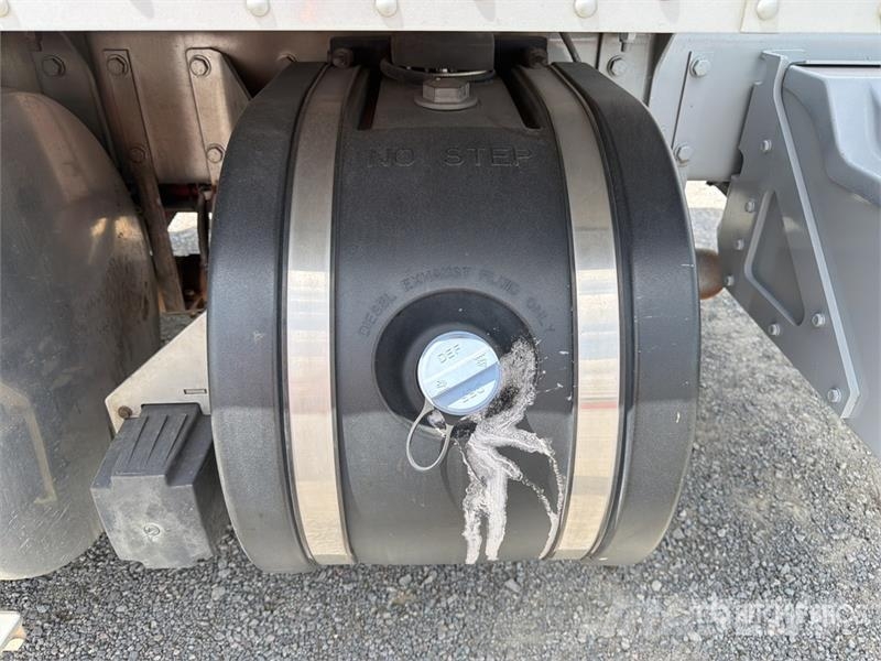 Kenworth T660 6x4 Camion Chasis Cabina / Cab and Chassis Cabines