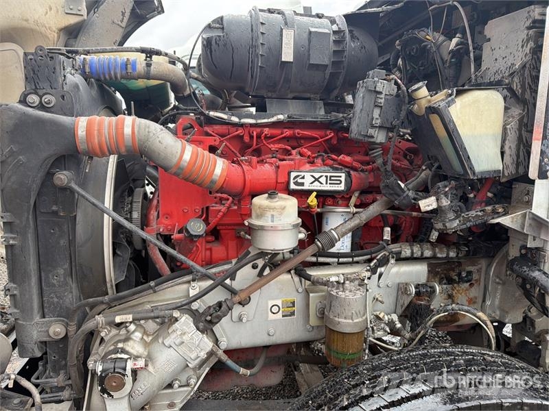 Kenworth T660 6x4 Sleeper Camion Chasis Cabina / Cab and Ch Кабини