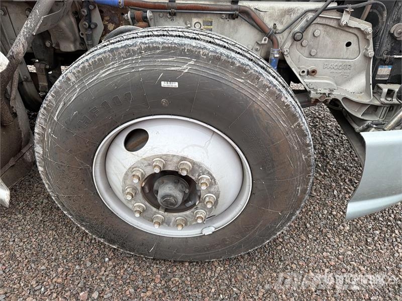 Kenworth T660 6x4 Sleeper Camion Chasis Cabina / Cab and Ch Kabine i unutrašnjost