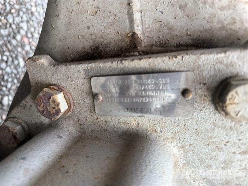 Kenworth T660 6x4 Sleeper Camion Chasis Cabina / Cab and Ch Kabinen