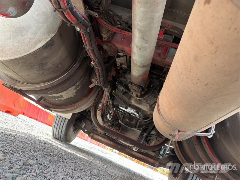 Kenworth T660 6x4 Sleeper Camion Chasis Cabina / Cab and Ch Cabines