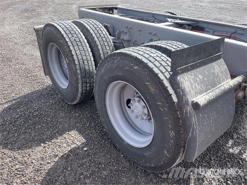 Kenworth T660 6x4 Sleeper Camion Chasis Cabina / Cab and Ch Cabines