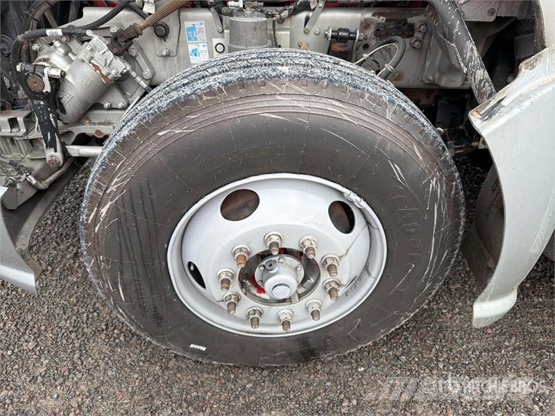 Kenworth T660 6x4 Sleeper Camion Chasis Cabina / Cab and Ch Kabine i unutrašnjost