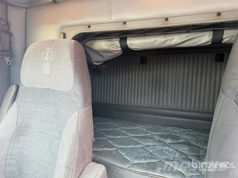 Kenworth T660 6x4 Sleeper Camion Chasis Cabina / Cab and Ch Кабини