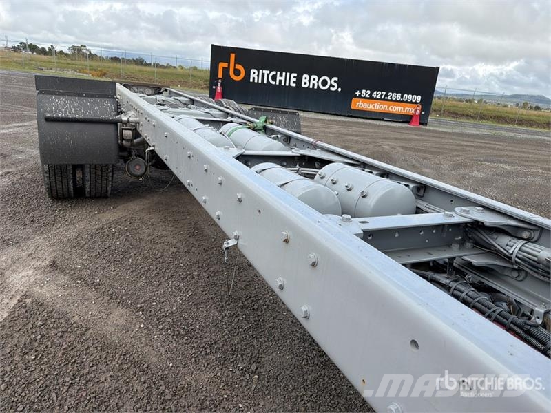 Kenworth T660 6x4 Sleeper Camion Chasis Cabina / Cab and Ch Cabines